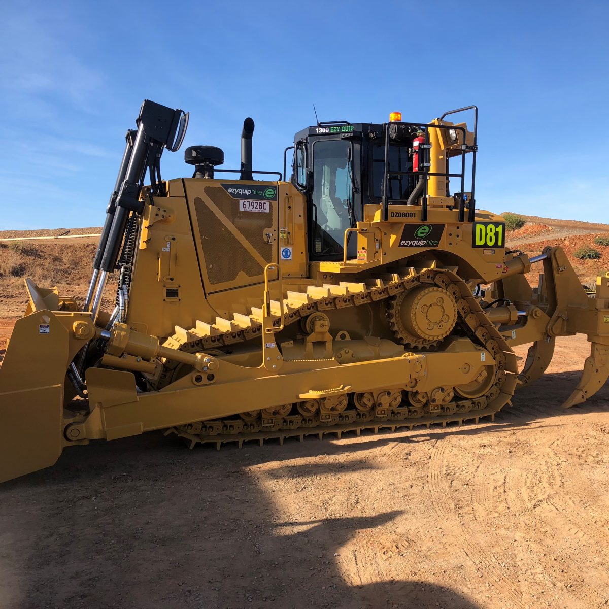 D6T LGP Swamp Dozer - Ezyquip Hire